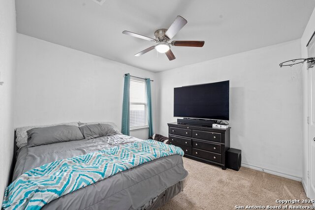 Listing photo id 26 for 13065 Maestro Spark