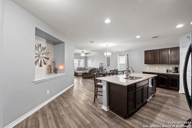 Listing photo id 4 for 13065 Maestro Spark