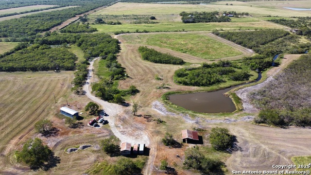 Listing photo id 20 for 1775 County Road 405