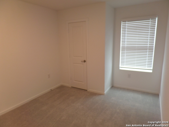Image 11 of 19 For 1335 Neria Loop N