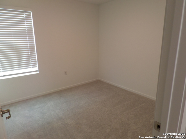 Image 9 of 19 For 1331 Neria Loop N