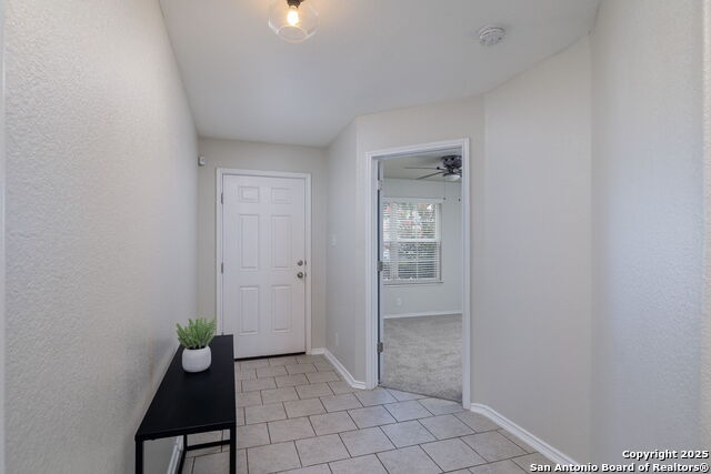 Image 3 of 25 For 8518 Hudson Hollow
