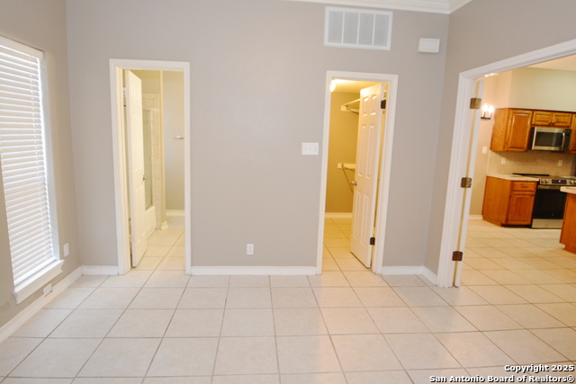 Image 7 of 10 For 12446 Starcrest  403