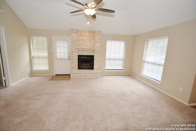Image 6 of 18 For 1011 Hedgestone Dr