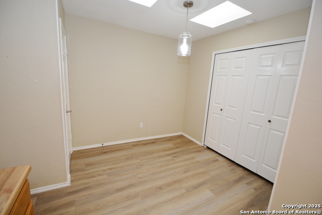 Image 7 of 18 For 1011 Hedgestone Dr