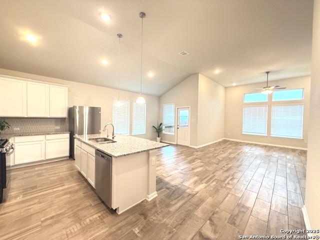 Image 11 of 33 For 3916 Gervasi