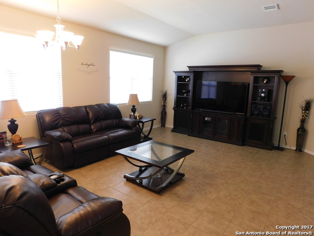 Image 4 of 13 For 8626 Chickasaw Bluff