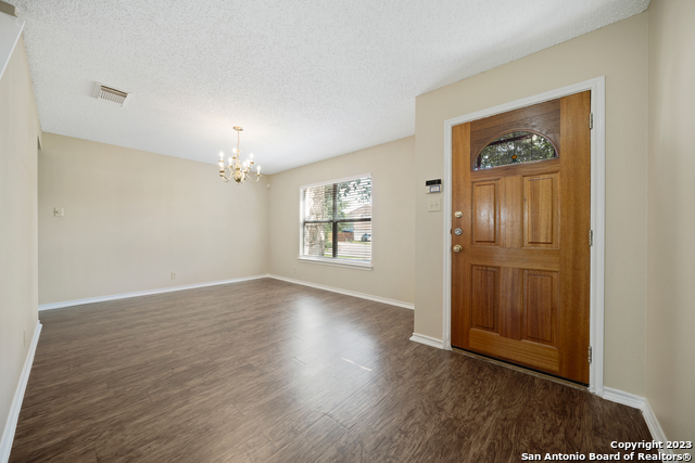 Image 5 of 27 For 1117 Stone Hollow