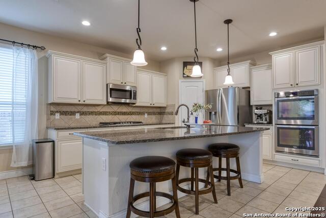 Image 12 of 34 For 27419 Valle Bluff