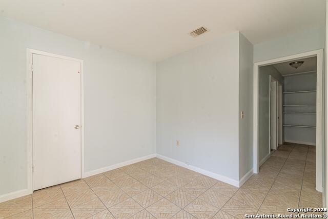 Image 13 of 31 For 16407 Spruce Leaf Street