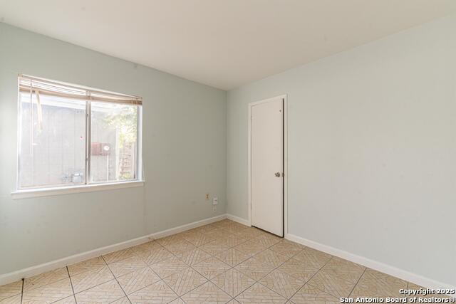 Image 16 of 31 For 16407 Spruce Leaf Street