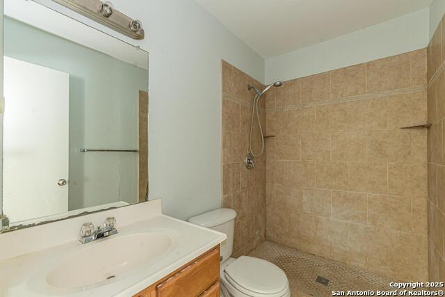 Image 27 of 31 For 16407 Spruce Leaf Street
