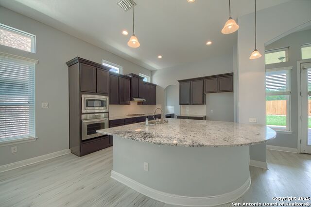 Image 12 of 29 For 9770 Helotes Hl