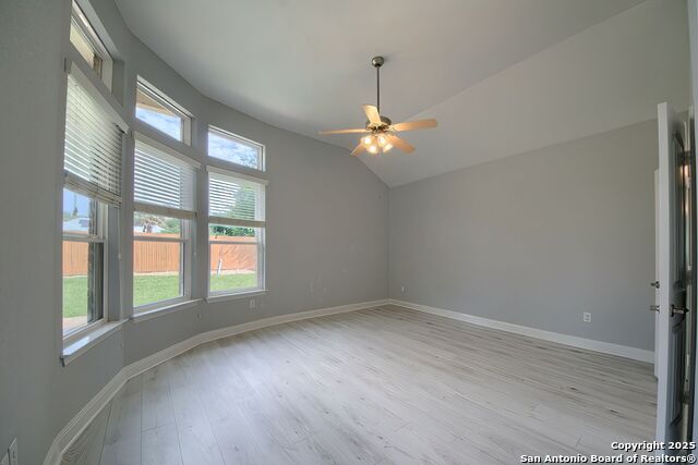 Image 17 of 29 For 9770 Helotes Hl