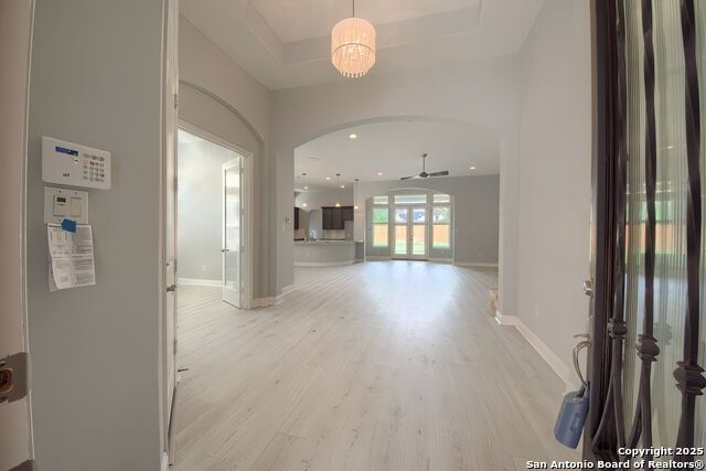 Image 4 of 29 For 9770 Helotes Hl