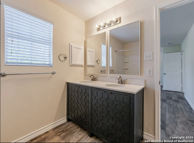 Listing photo id 14 for 8314 Deer Creek Run