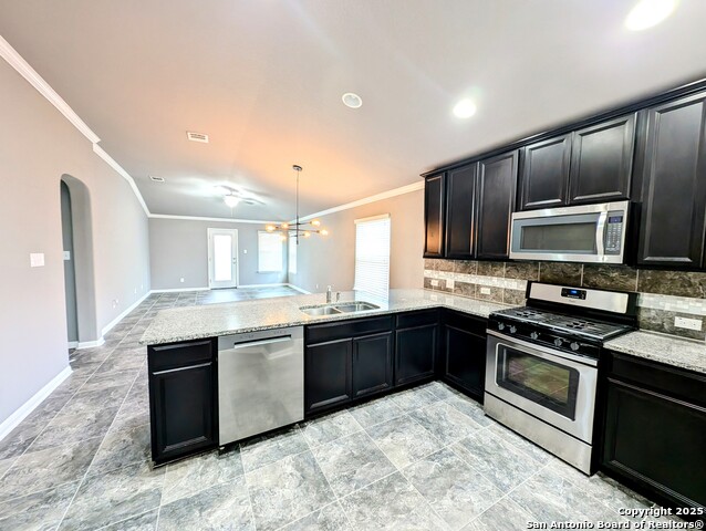 Image 4 of 13 For 7911 Mahala Bluff
