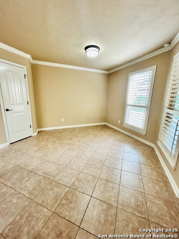 Image 5 of 21 For 6039 Royal Ridge