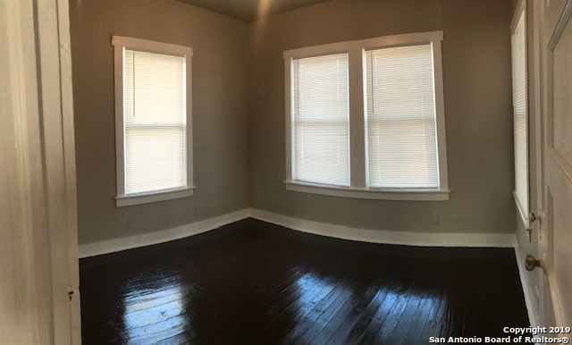 Image 8 of 10 For 1211 Hammond Ave  1