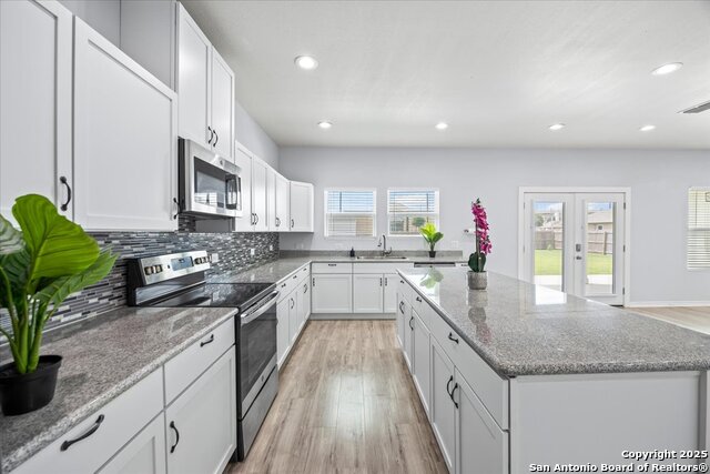 Image 17 of 53 For 8524 Ventura Boulevard