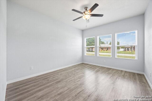 Image 6 of 53 For 8524 Ventura Boulevard