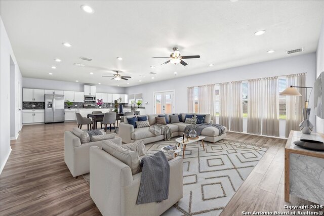Image 9 of 53 For 8524 Ventura Boulevard