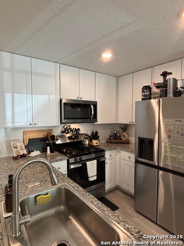 Image 8 of 19 For 20364 Andalusite Way