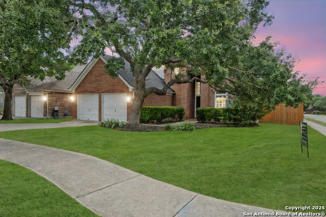 Image 2 of 36 For 1326 Delmont