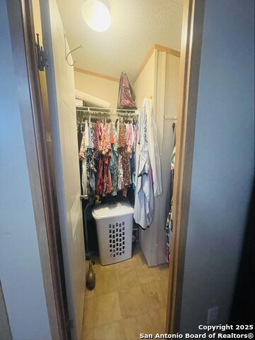 Listing photo id 12 for 102 4th  
