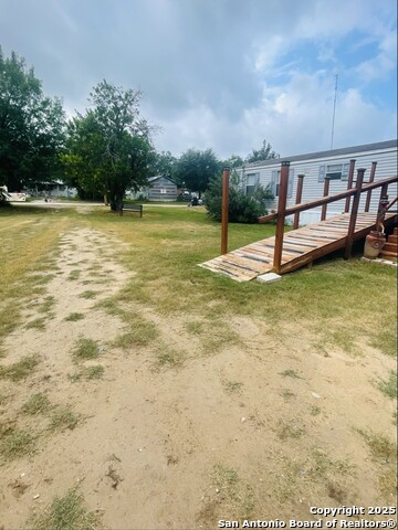 Listing photo id 3 for 102 4th  