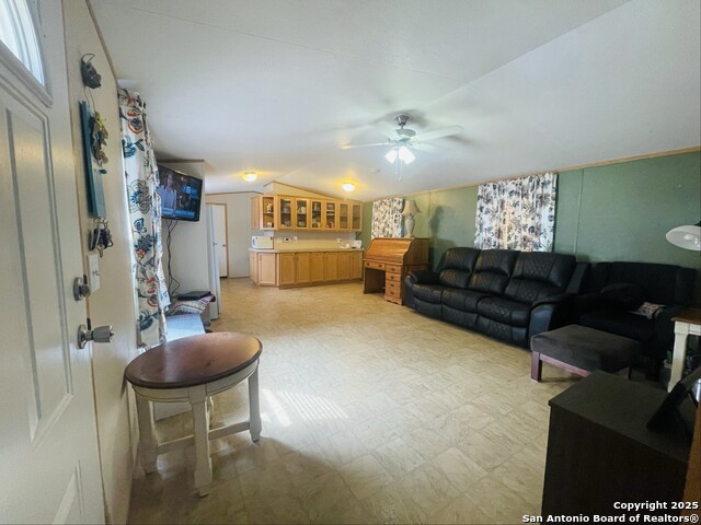 Listing photo id 7 for 102 4th  