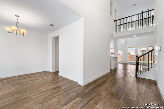 Image 4 of 26 For 6594 Mason Valley
