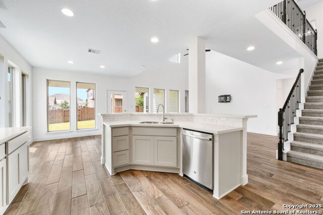 Image 7 of 26 For 6594 Mason Valley