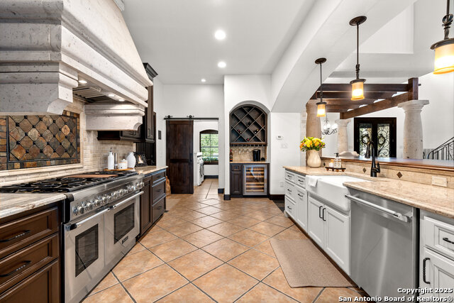 Image 17 of 31 For 317 Park Ridge