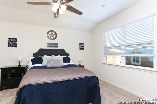 Listing photo id 5 for 7726 Watersedge