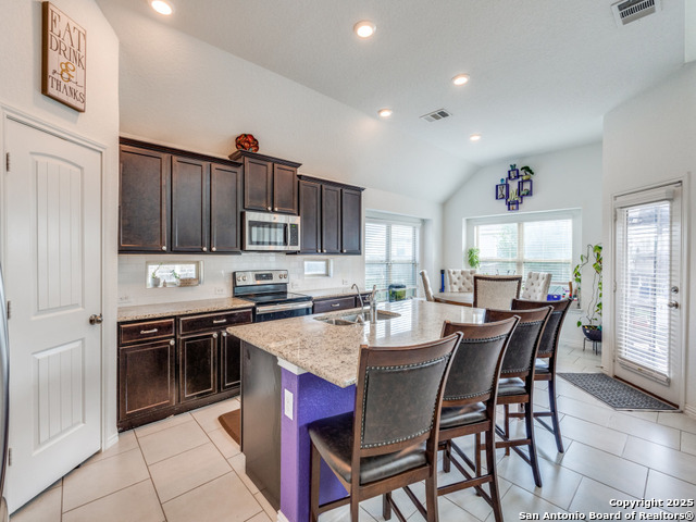 Image 10 of 24 For 226 Fernwood Dr.