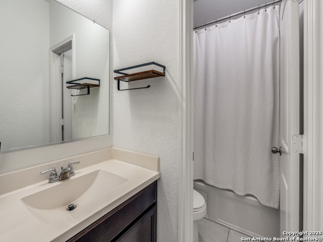 Image 17 of 24 For 226 Fernwood Dr.