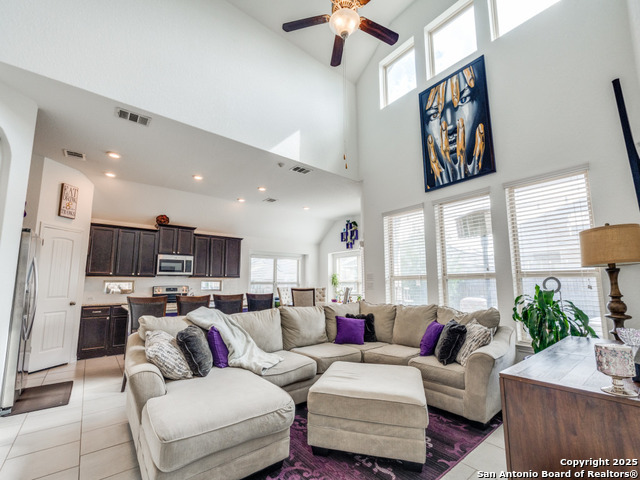 Image 7 of 24 For 226 Fernwood Dr.