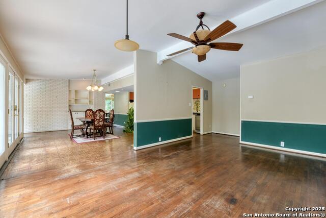 Listing photo id 10 for 509 Canterbury Hill