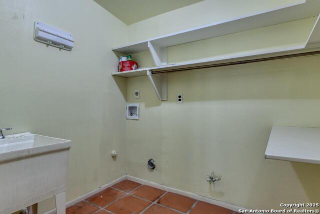 Listing photo id 15 for 509 Canterbury Hill