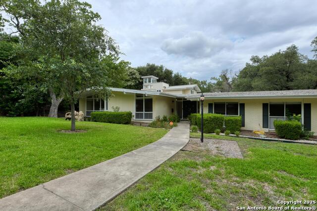 Listing photo id 0 for 509 Canterbury Hill