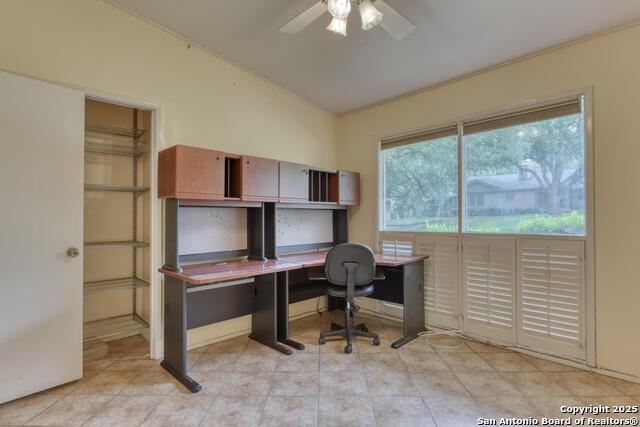 Listing photo id 24 for 509 Canterbury Hill