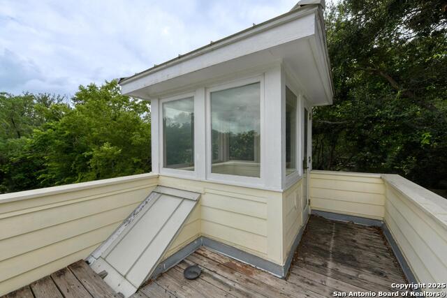 Listing photo id 36 for 509 Canterbury Hill