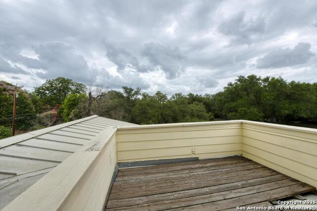 Listing photo id 37 for 509 Canterbury Hill