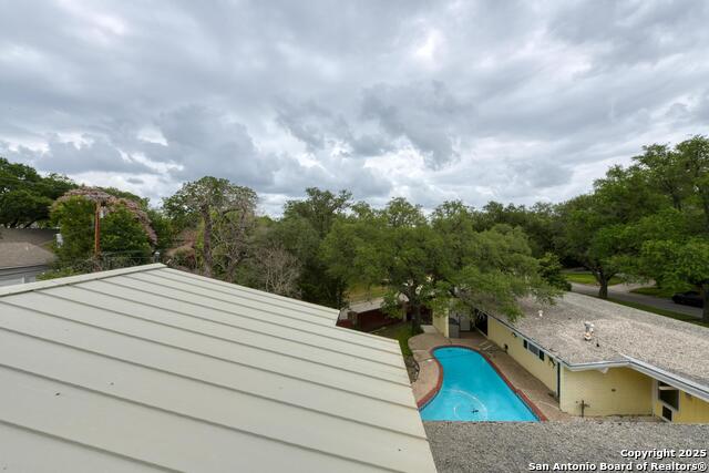 Listing photo id 38 for 509 Canterbury Hill