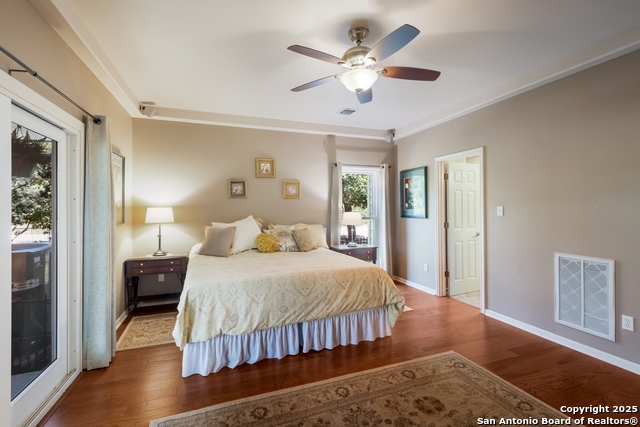 Listing photo id 17 for 418 River Mountain