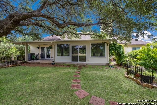 Listing photo id 29 for 418 River Mountain