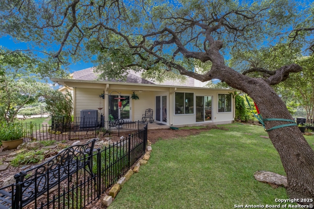 Listing photo id 30 for 418 River Mountain