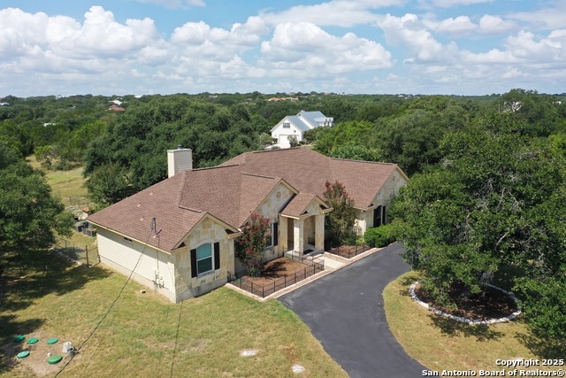 Listing photo id 3 for 418 River Mountain