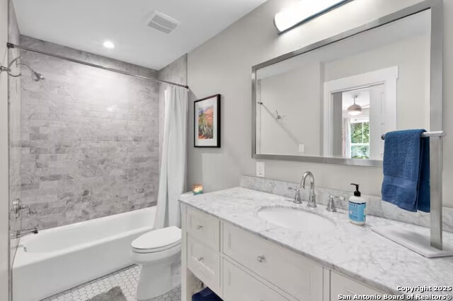 Listing photo id 15 for 1809 10th W